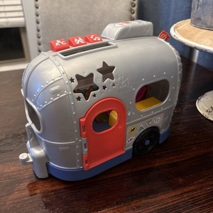 Fisher Price Little People Toddler toy Light up Camper  Camper only, no Acc