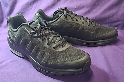 Nike Air Max Invigor Men's Fashion Shoes Sneakers  Size 13 749680-001