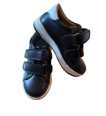 NWOB Ruby Genuine Leather Black & White Hook & Loop Size 26 EU 9.5 US Sneaker