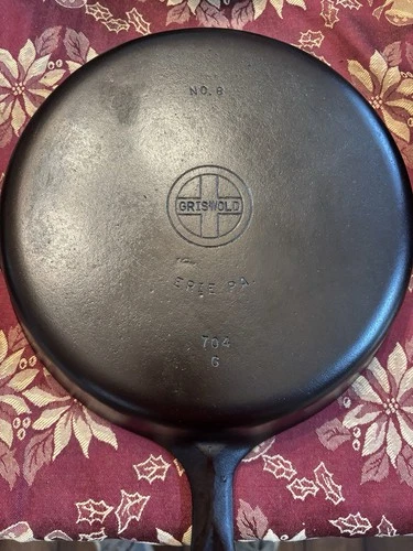 1939-1944 no. 8 Griswold sbl Early Handle Cast Iron Skillet  *Amazing condition*