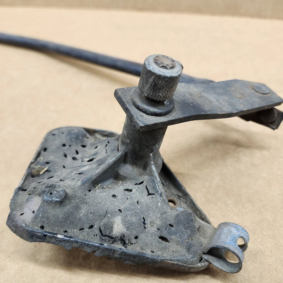 Brazo limpiaparabrisas C3 Corvette acoplamiento limpiaparabrisas delantero montaje de transmisión DERECHO OE Foto 2 de 4