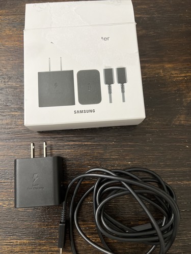 GENUINE Samsung 45W Power Adapter Low Standby EP-T4511 PREOWNED - 第 1/8 張圖片