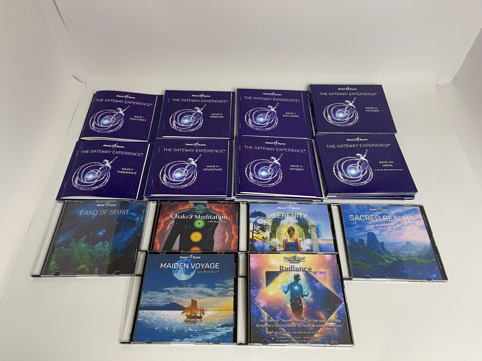 Hemi-Sync The Gateway Experience 25 CD 8 Volumes Booklets Included 6 Bonus Sets
