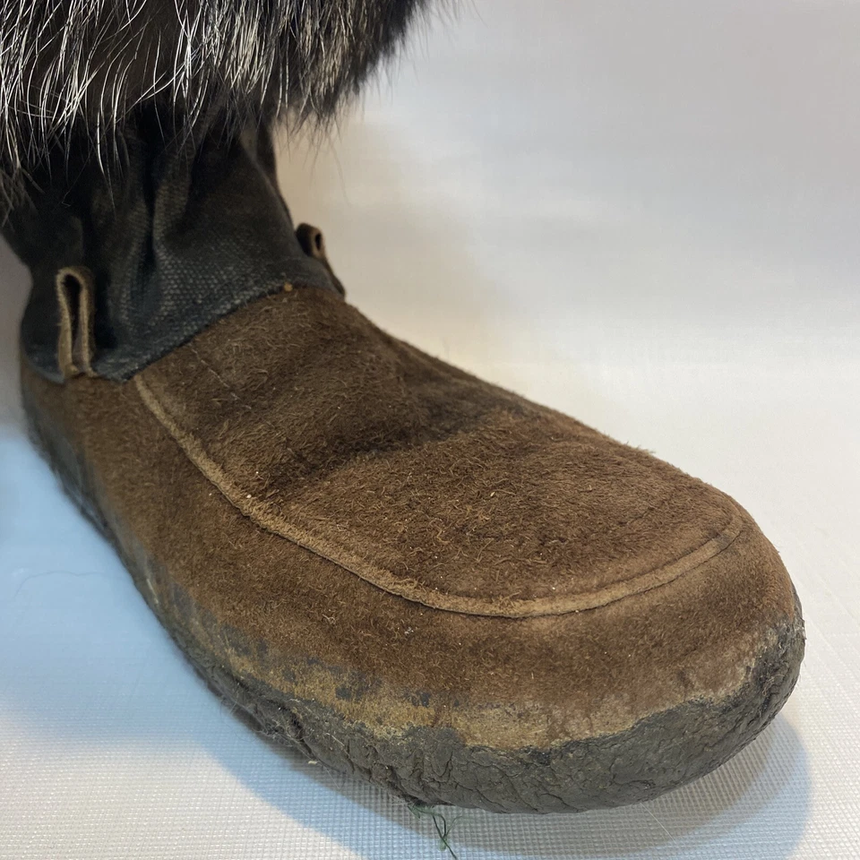 Handmade mukluk boots Silver fox fur real SIZE EST brown leather & black canvas - Image 4 of 4