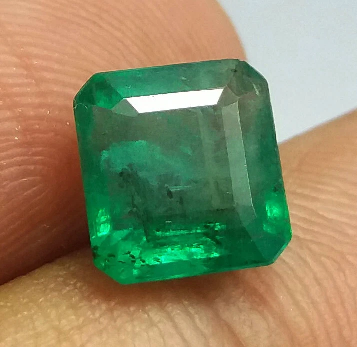 2.90 Ct Natural Mint Green Zambia Emerald Square Cut Excellent Quality Untreated - Image 3 of 4