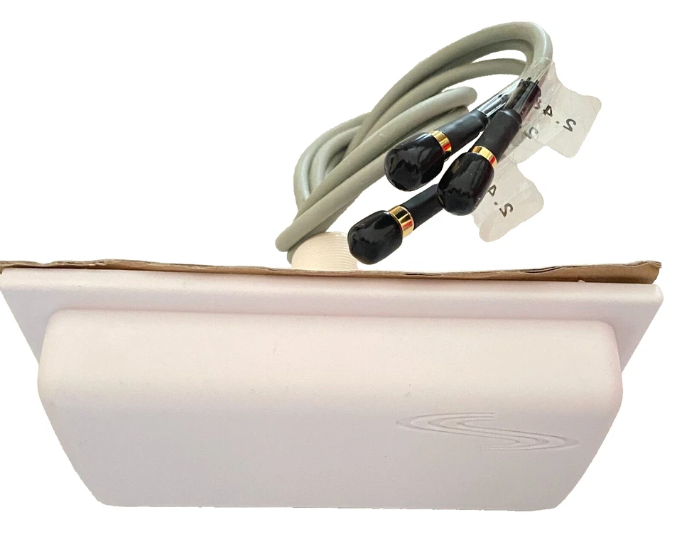 Dual-Band Ceiling-Mount MIMO Wi-Fi Antenna for Enterprise WLAN Access Points - Image 2 of 4