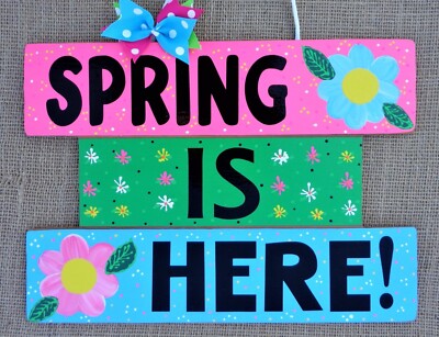 Spring is Here Easter ONE-PIECE Slatted SIGN  WALL ART DOOR HANGER PLAQUE