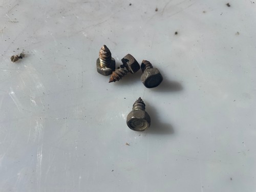 VW Golf 1 2 Schrauben für Lüfterblech N0102085 Kühler Kühlerblech Satz 4 Stück S