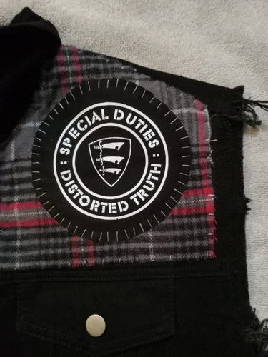 DIY Punk Denim Vest Medium A GLOBAL THREAT, SPECIAL DUTIES, 4 SKINS, INFA RIOT image 5