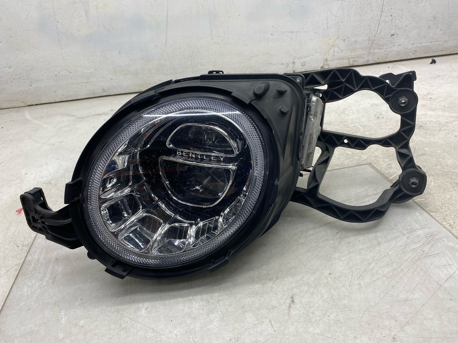 2015-2020 BENTLEY BENTAYGA OEM LH LEFT ADAPTIVE LED HEADLIGHT LAMP 36A941005H