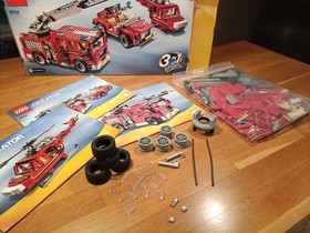 Lego Creator 6752, City 7738, World Racers 8896, Islands 6734.  💯 Complete 