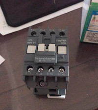 1PC NEW Schneider contactor LC1N0601B5N LC1N0601 AC24V 1NC #YY