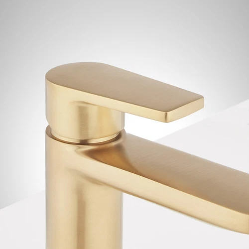 Signature Hardware 482716 Berwyn 1.2 GPM Single Hole Bathroom Faucet with Pop... - Picture 3 of 9