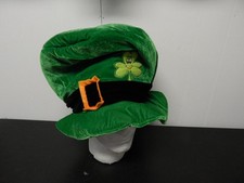 St Patrick's Day Shamrock Top Hat Adult Novelty Plush Turkey Hat - One Size