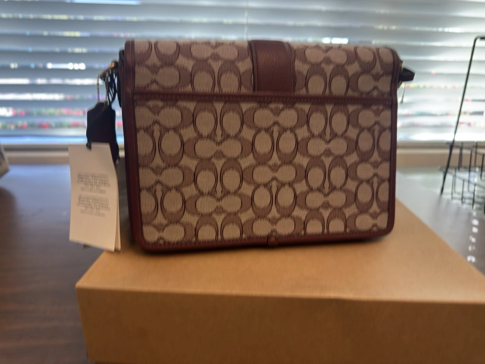 Borsa a tracolla Coach C8307 Lonnie nuova con etichette in jacquard e pelle firmata IM Wine Classy