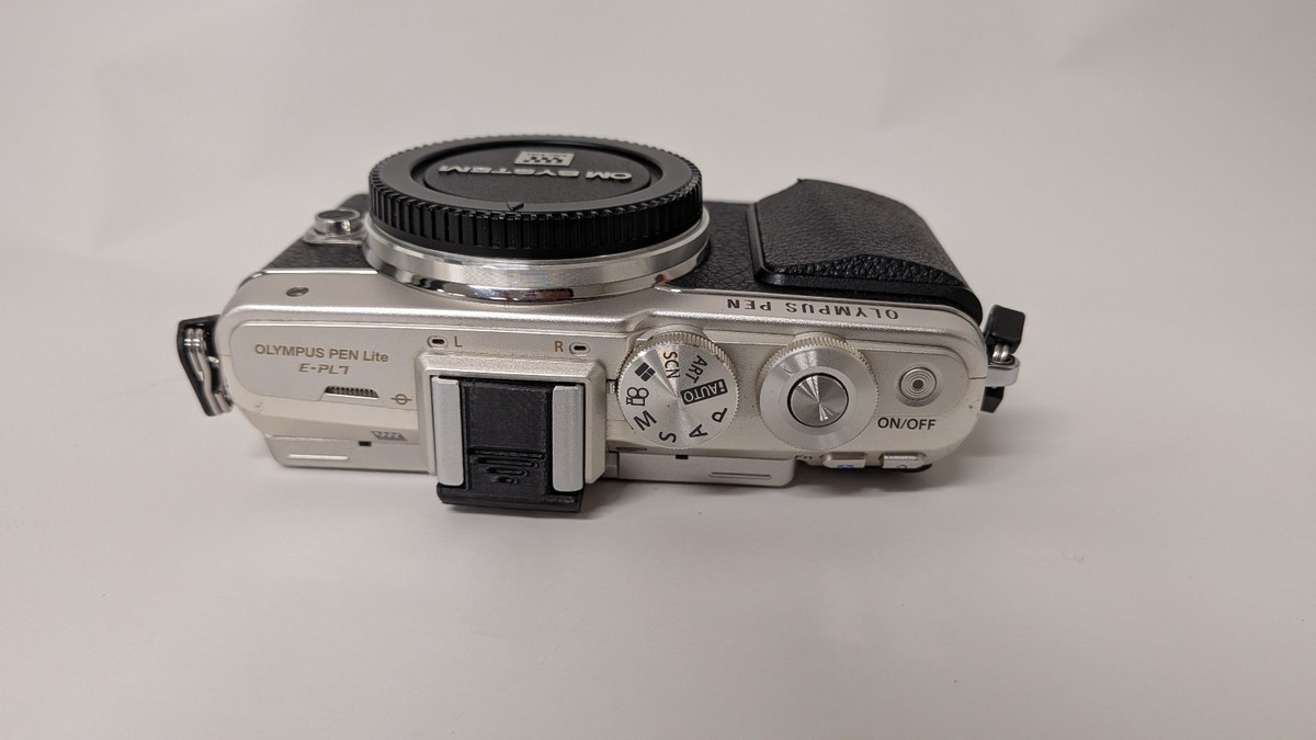 Olympus PEN Lite E-PL7 body, Silver, around 10,000 clicks (read