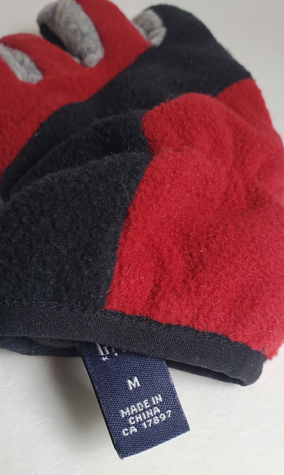 GAP Kids Boy Red Gray Black Fleece Trapper Hat Striped Scarf Gloves Boy S/M image 9