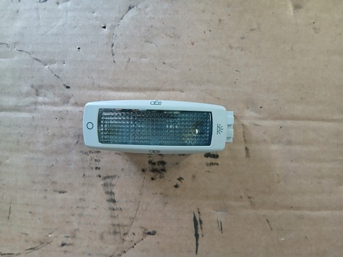 VW Golf IV 4 Variant Innenbeleuchtung Lampe Leuchte Innenleuchte 3B0947291