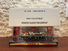 CODE 3 12258 W/SLEEVE CHIEF'S EDITION AERIALSCOPE TOWER LADDER TRUCK MIB