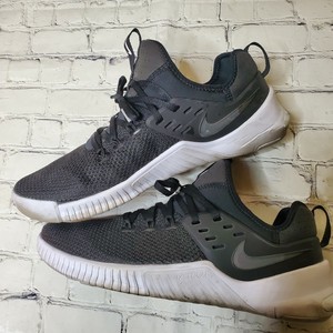 nike free metcon black white