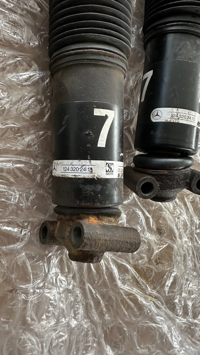 Mercedes Benz W124T Niveaustoßdämpfer W124 T KOMBI 1243202413 | eBay 