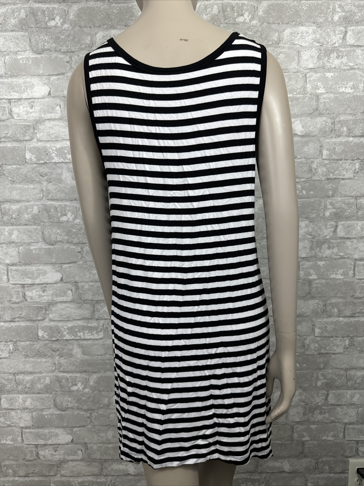 Soft Surroundings Small Timely Patterned Black & … - image 6