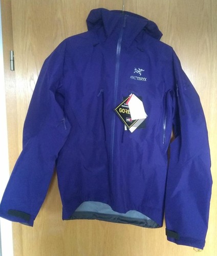 NEU Arc'teryx Alpha SV Regenjacke Größe 
