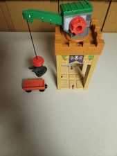 Thomas Wooden Railway Castle Crane Cargo Car  Magnetic Griffin