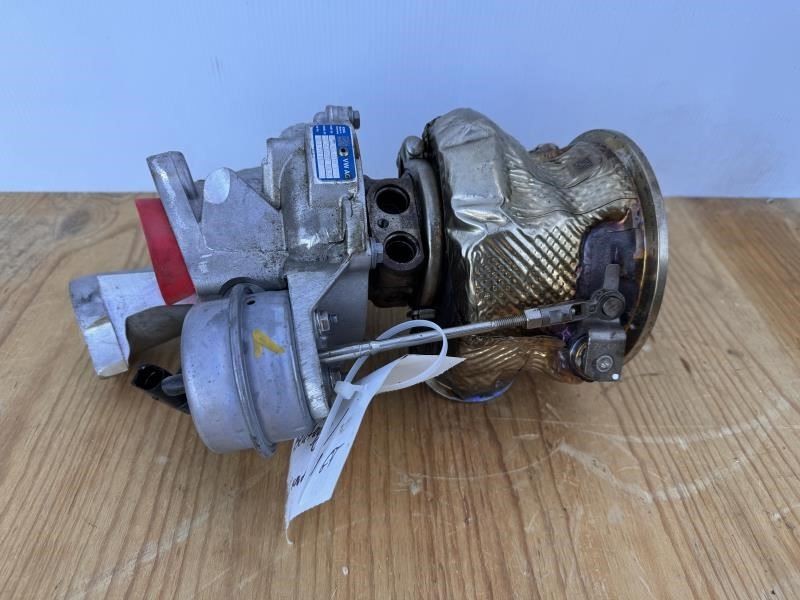 21-25 Bentley Bentayga 4.0L V8 Turbocharger Supercharger Cylinder 5-8 P