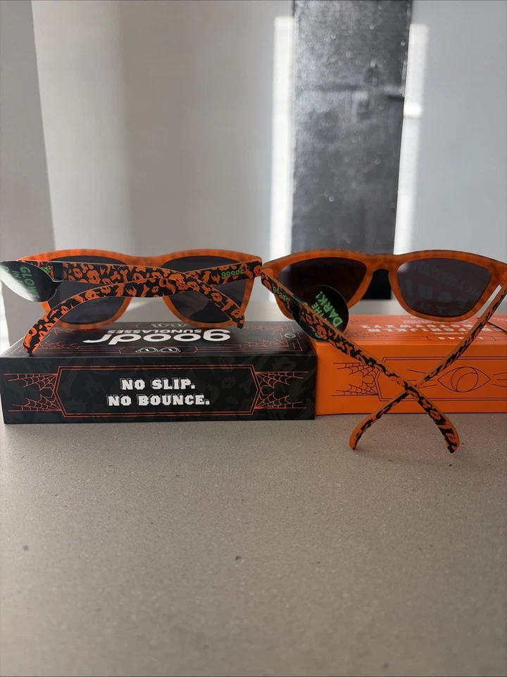 Gafas de sol Goodr Halloween - Ejercicia a los demonios - 2 pares Foto 3 de 4