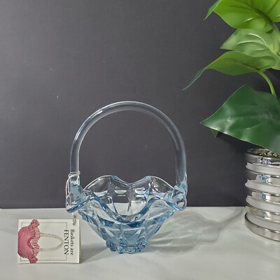 フェントン製のブルーの花籠 Fenton Blue Glass Basket | eBay