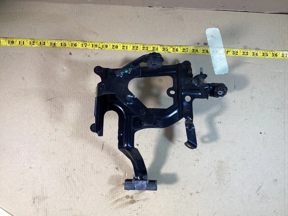 2010-2015 BMW 740i 750i  ENGINE ECU ECM MODULE HOLDER BRACKET SUPPORT OEM . - Image 4 of 4