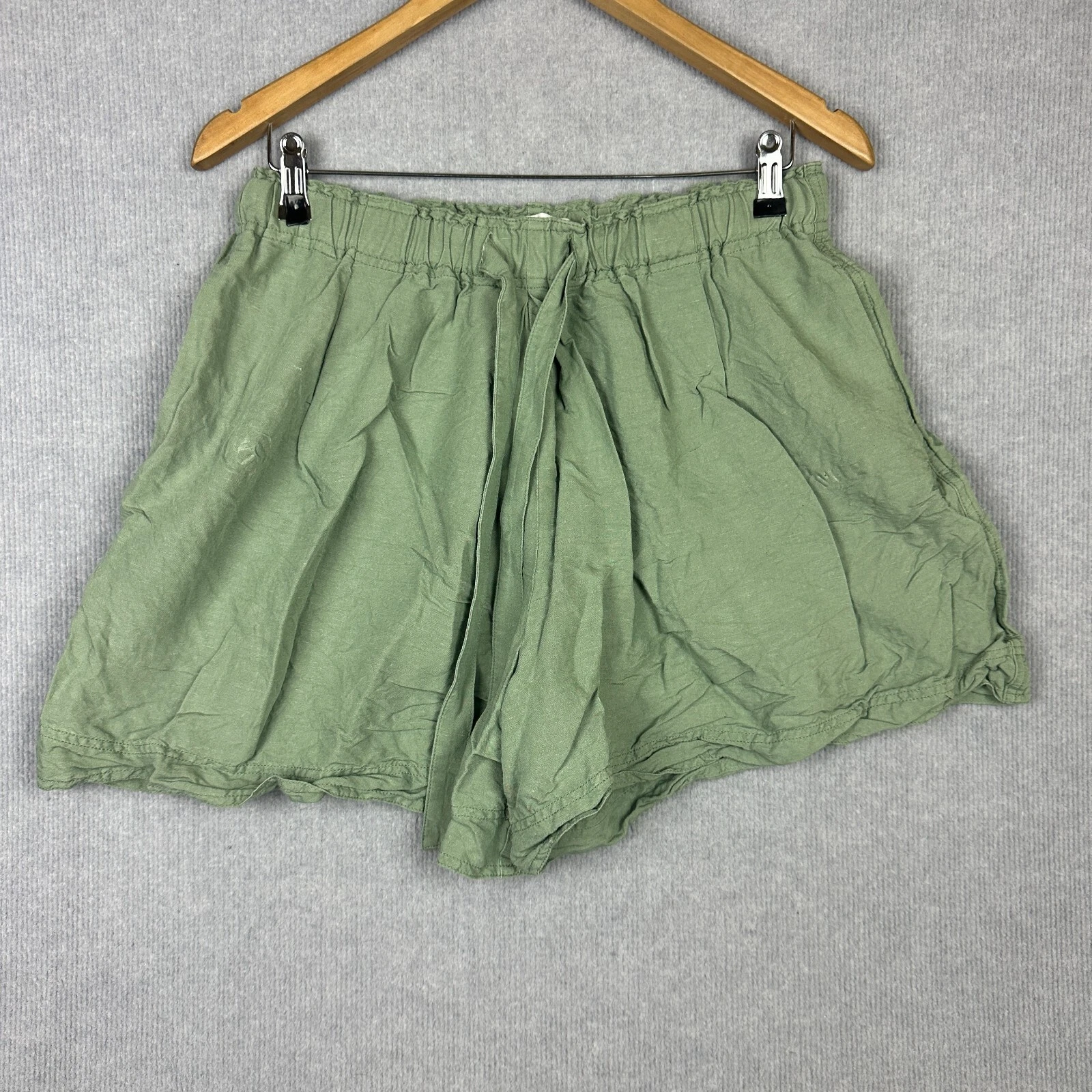 JW Anderson Uniqlo Shorts Womens 30 Green Linen Blend Pleated Wide Leg Collab