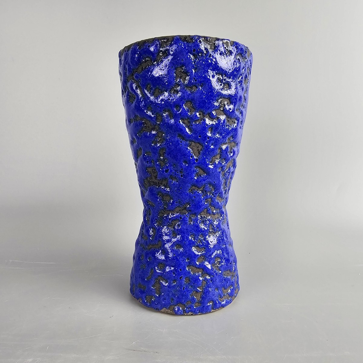 Vintage West German Fat Lava vase made by Scheurich. Shape number 