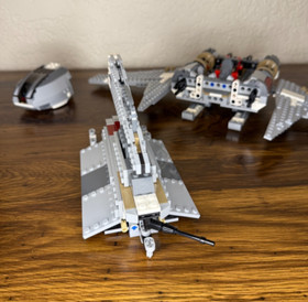 Lego Star Wars Emperor Palpatine's Shuttle 8096