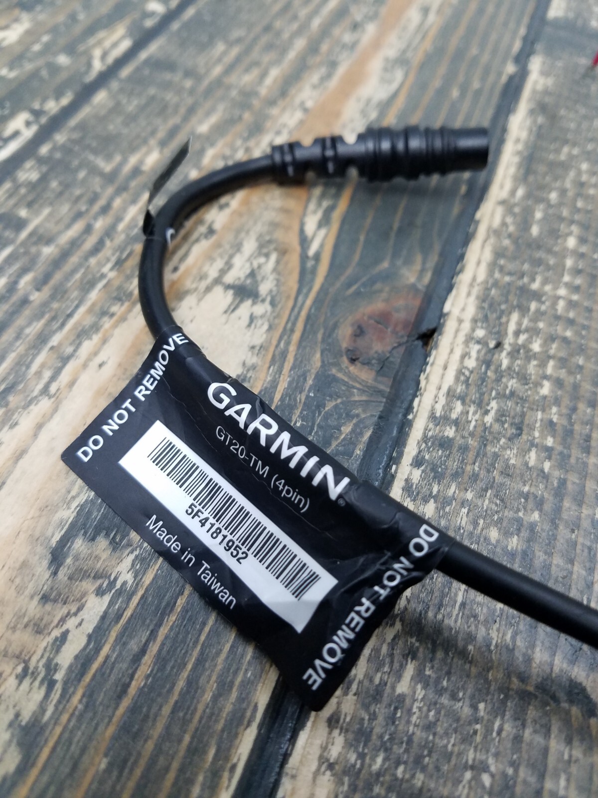 Garmin GT20TM Transducer with YakAttack Mounting Arm Mount Sistema