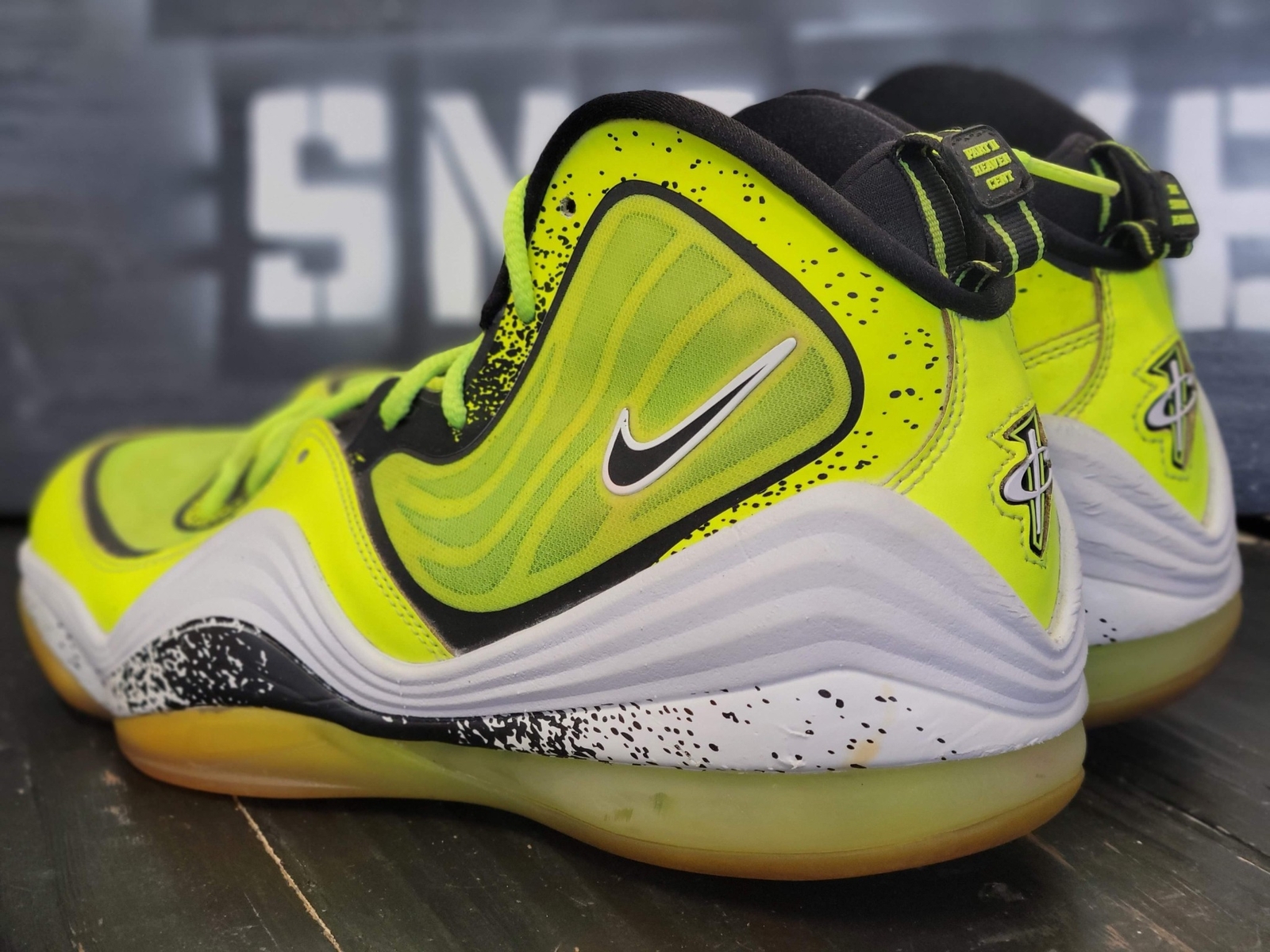 2013 Nike Air Max Penny V Highlight Yellow Basketball… Gem