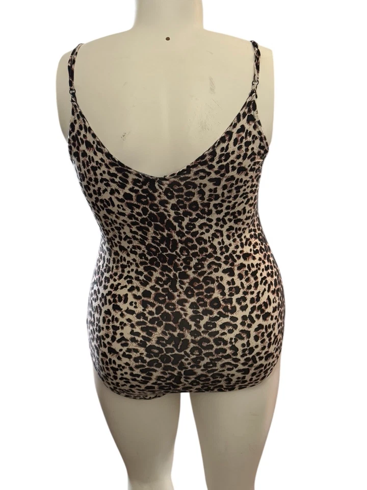 AMBIENTE~TOP BODY LEOPARDO~Súper Elástico~CORREAS AJUSTABLES-Talla Grande 3X Foto 3 de 4