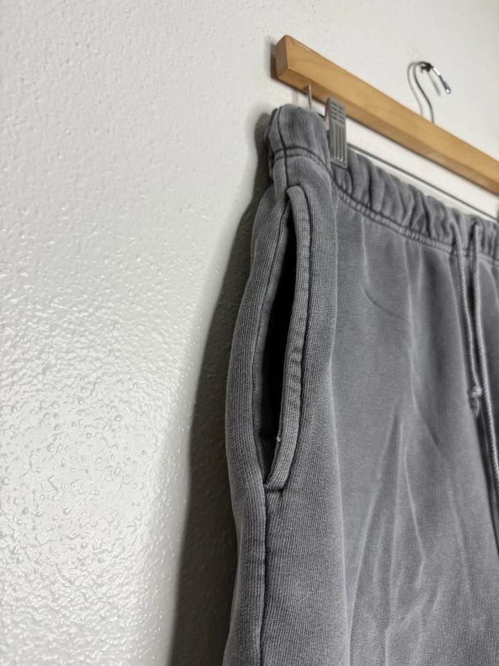 Pantalones Cortos Elwood Para Hombre Gris Medio Algodón Orgánico Pantalones Cortos para Sudar Bolsillos con Cordón Foto 4 de 4