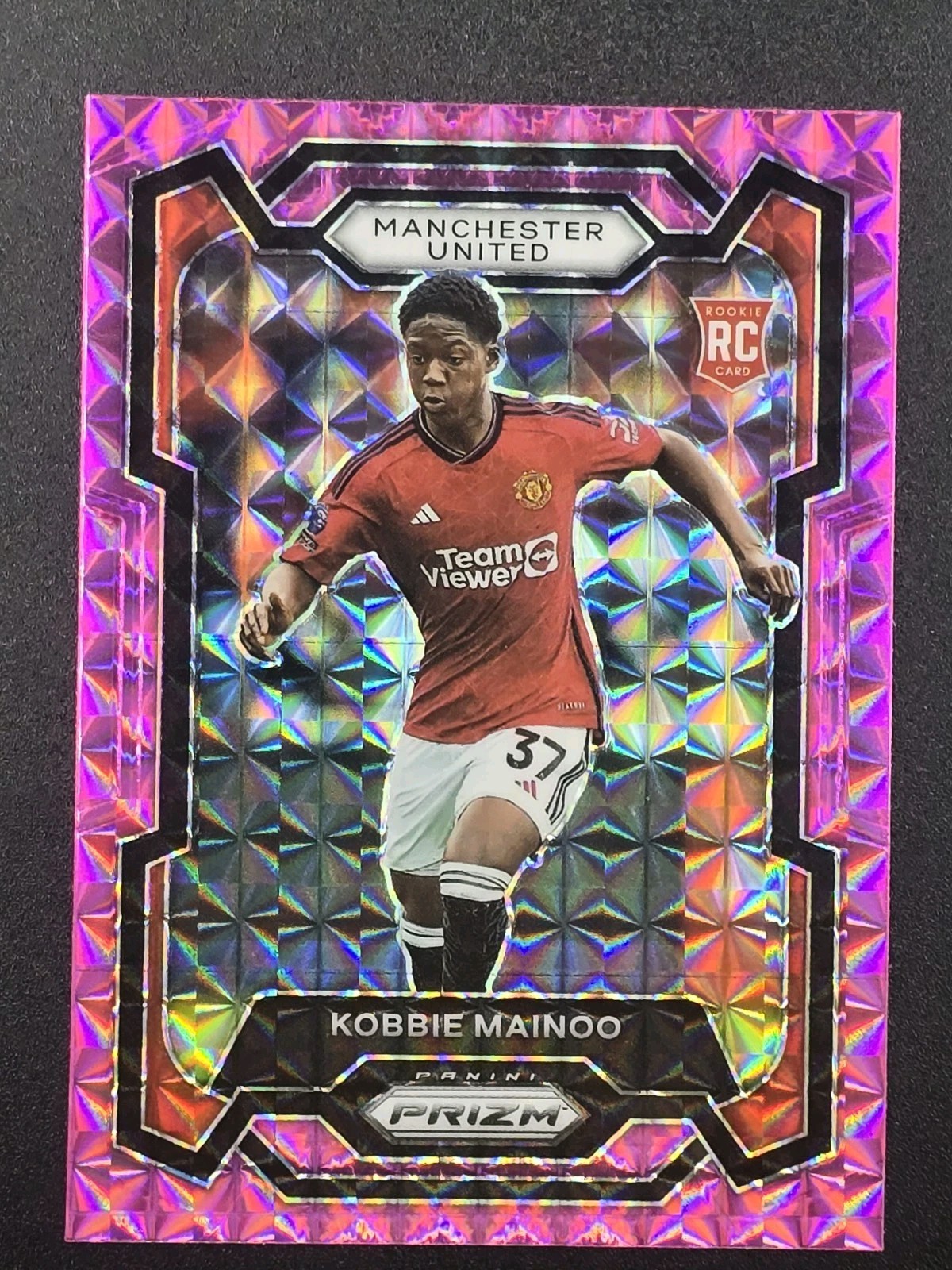 2023-24 Panini Prizm Premier League Kobbie Mainoo Pink Mojo Prizm RC #38