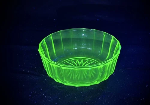 Antique Uranium/Depression/Vaseline Bowl/Dish ~ Glow-in-the-Dark!