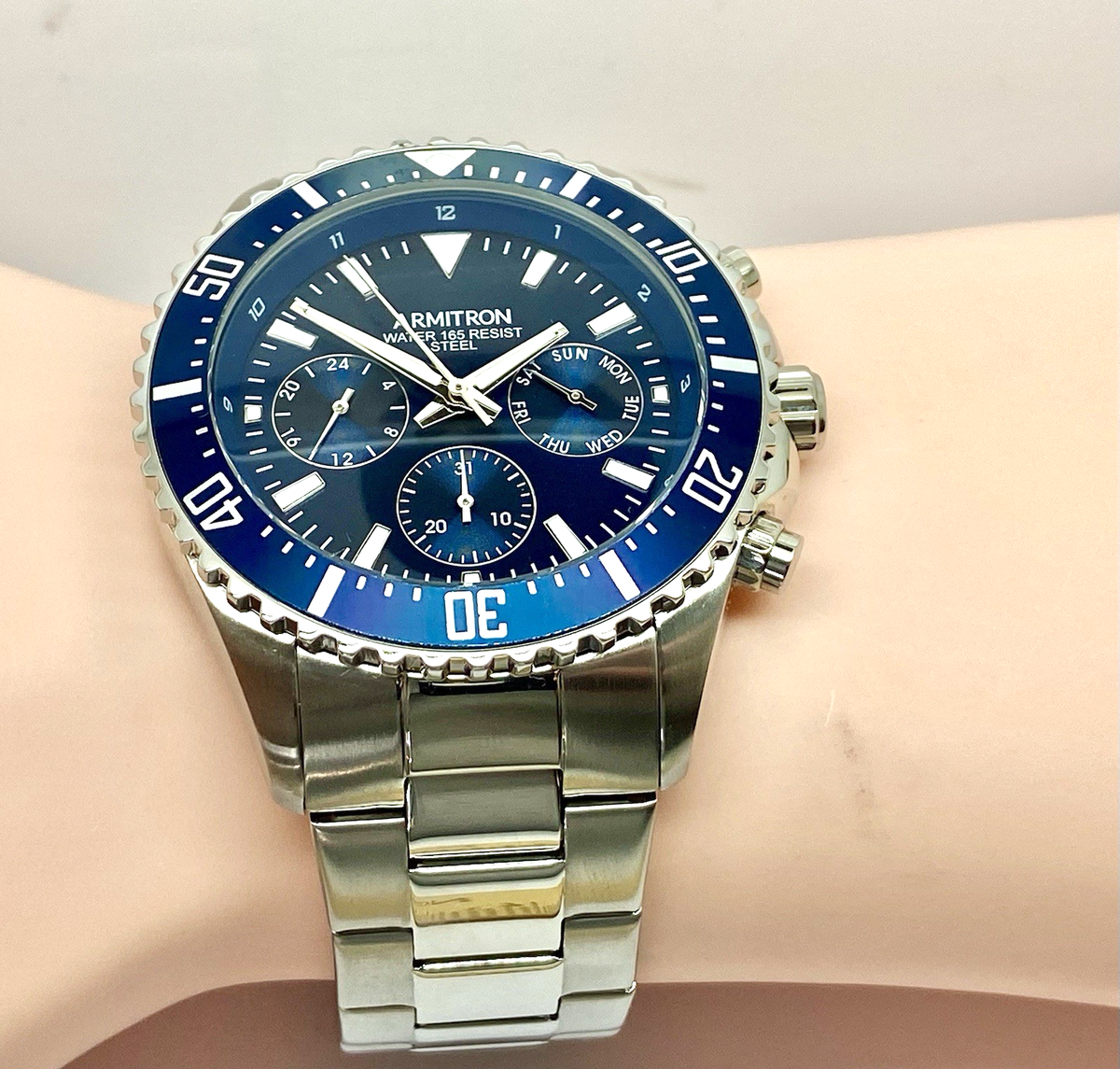 Armitron Orologio Uomo 20/4963 – Bracciale Bicolore, Funzione Data, Vetro Minerale, Impermeabile 50m, Movimento Giapponese - 3