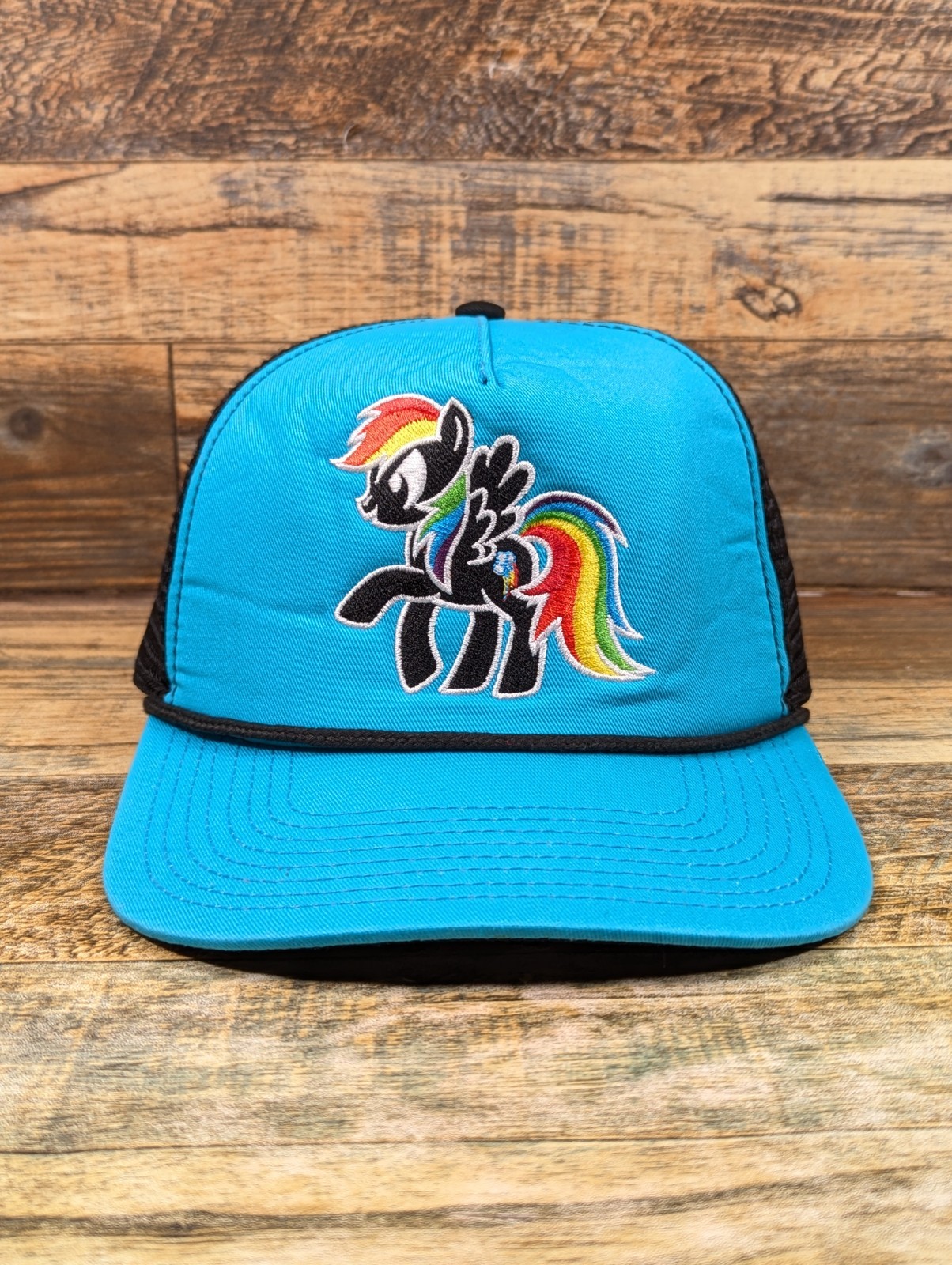 Cappello Berretto Cruscotto Arcobaleno Snapback Maglia Hasbro My Little Pony 2015