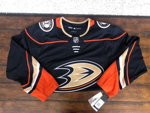 anaheim ducks new jersey