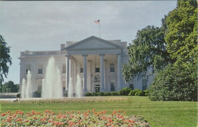 The White House All Of Our Presidents Lived Here WA DC Chrome Vintage Post Card