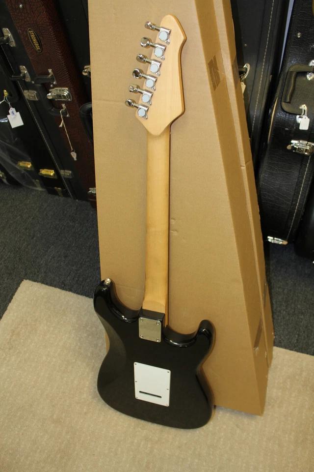 Austin   Left Handed   AU700   series  electric - Image 2 of 4