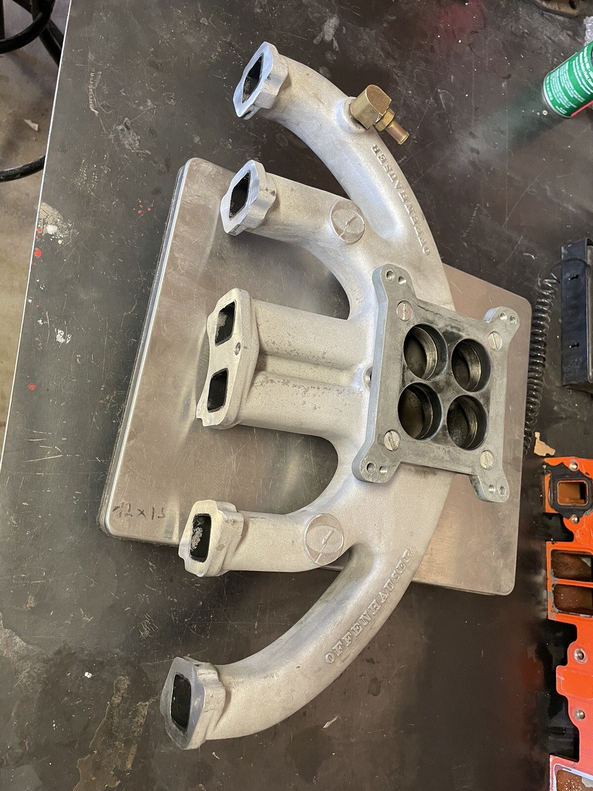 MoPar Slant Six 4bbl Intake Manifold Offenhauser 225/6 Barracuda