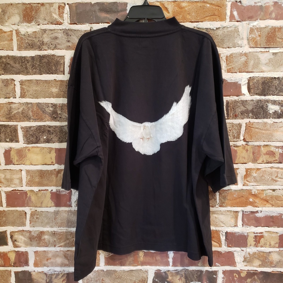 Yeezy gap engineered by balenciaga dove 3/4 Sleeve Black T