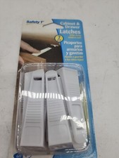 Safety 1st Cabinet  Drawer Latches 7 Pack Helps Keep Children Out