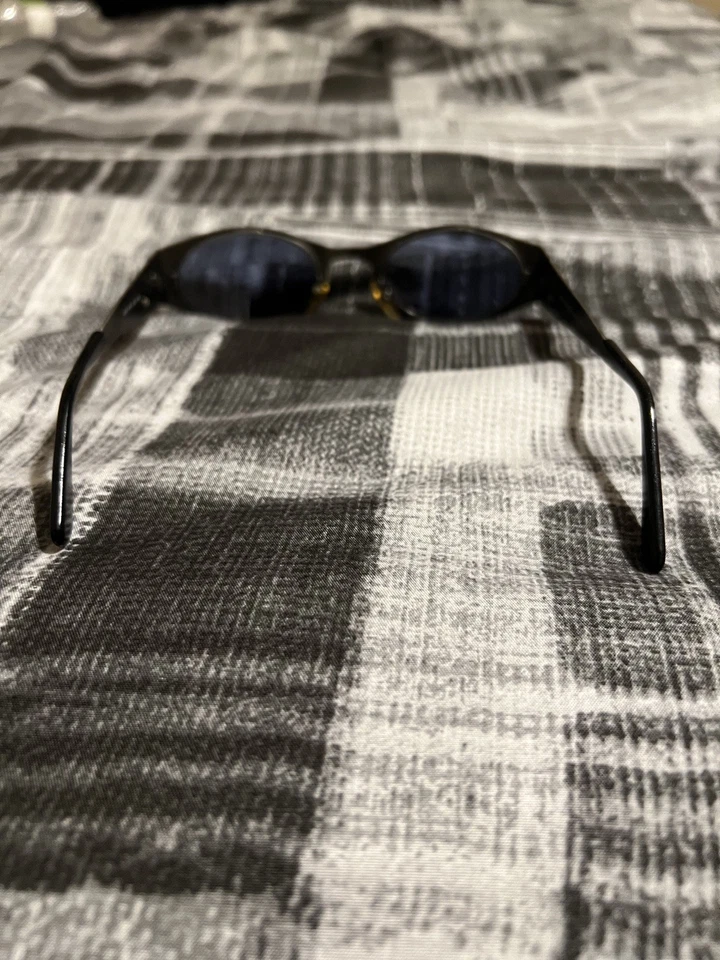 Vintage Sunglass Gianni Versace S99 Sunglasses Mod. S99 Col. 89M Dark Grey Italy - Image 3 of 4